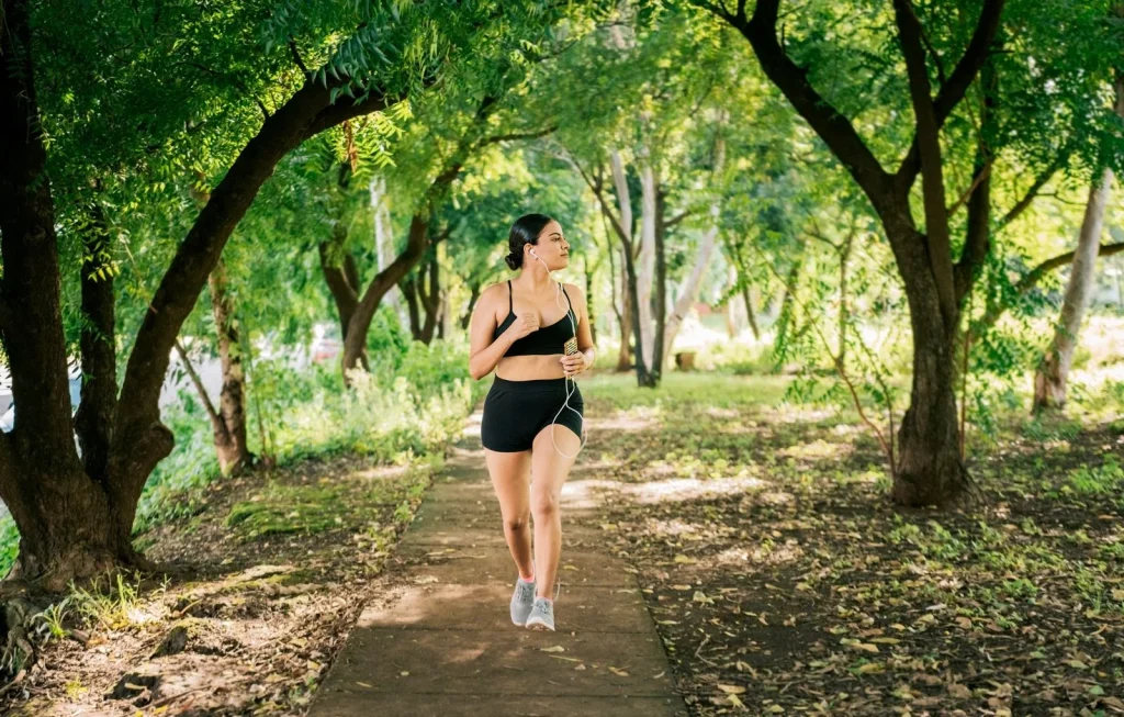 leaking urine while running